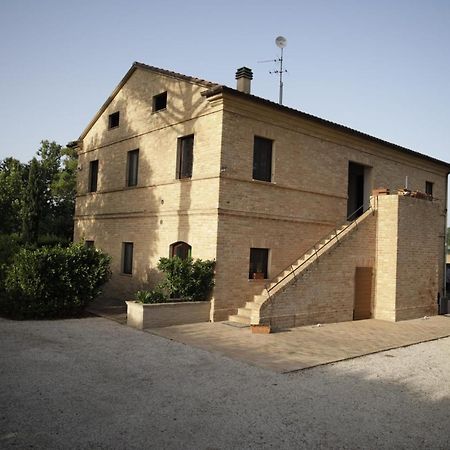 Agriturismo La Fonte Di San Girio Hostal Potenza Picena Exterior foto